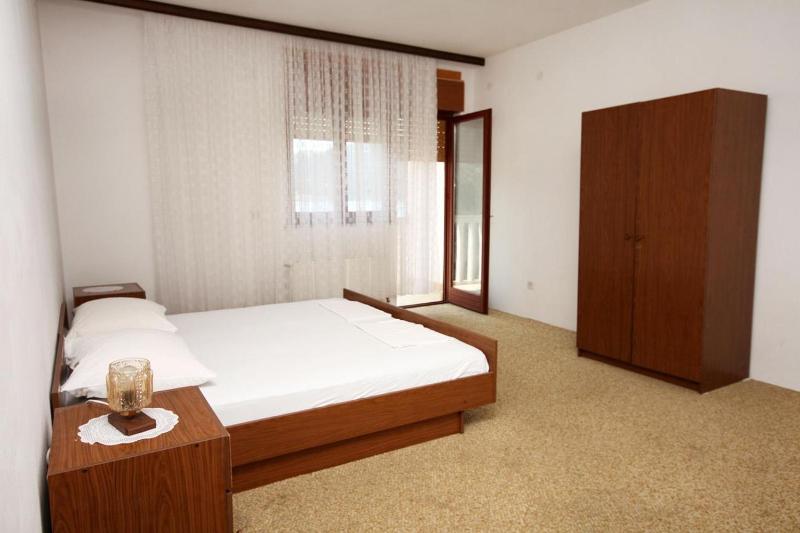 Two-Bedroom Apartment with Balcony and Sea View image 2