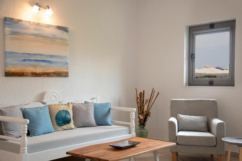 One-Bedroom Apartment with Terrace image 3