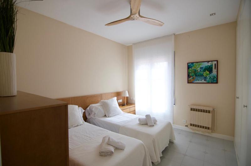Luxury Beach House - image 27