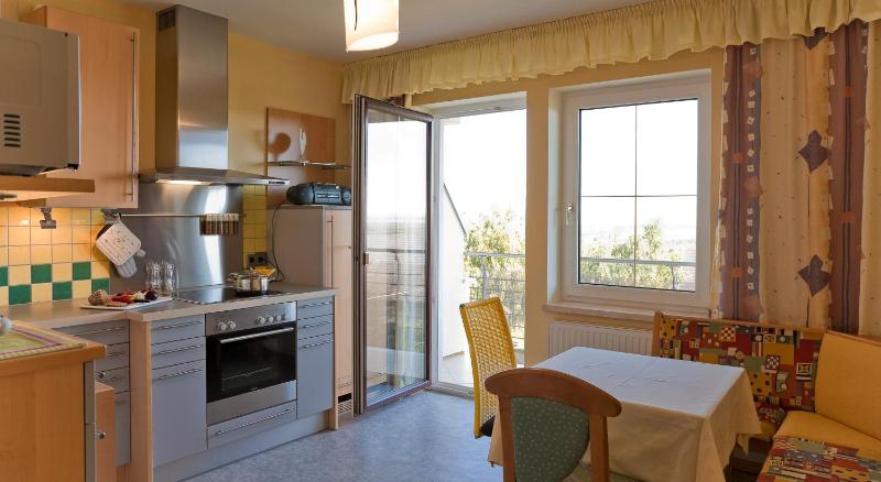One-Bedroom Apartment image 3