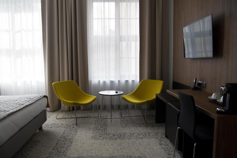 Suite with Terrace image 4