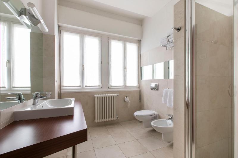 Triple Room image 3