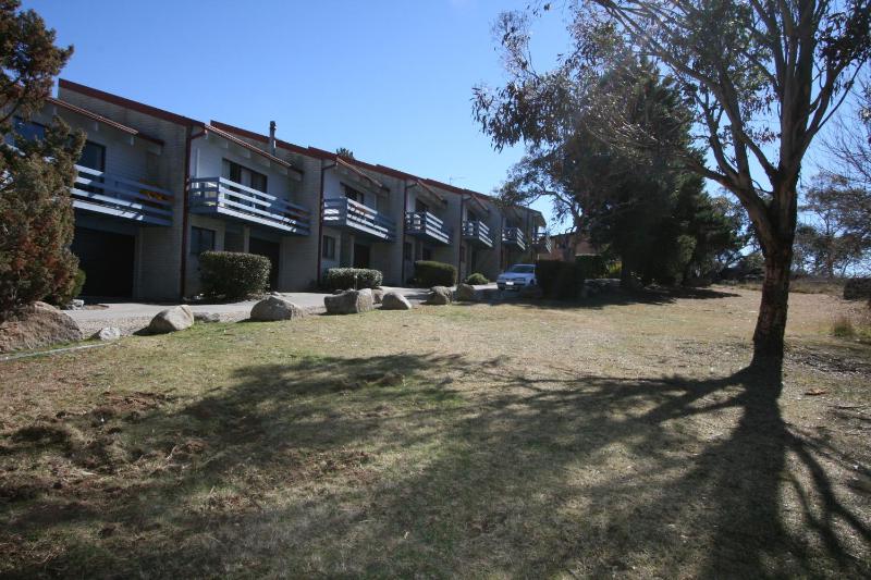 Alpha Centauri Townhouses Images