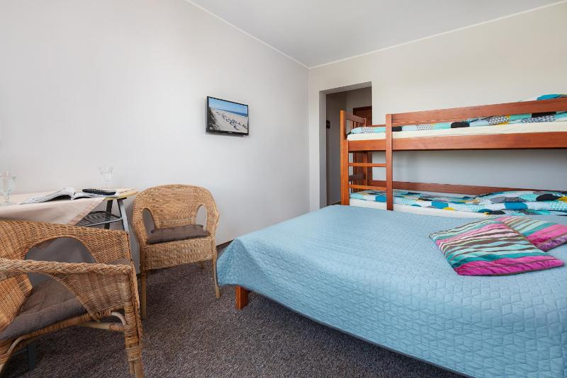 Quadruple Room with Balcony image 3