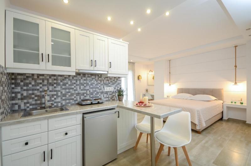 Superior Apartment image 1