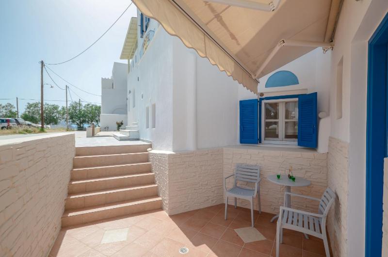 Semi Basement Studio without View  (2 Adults) image 4