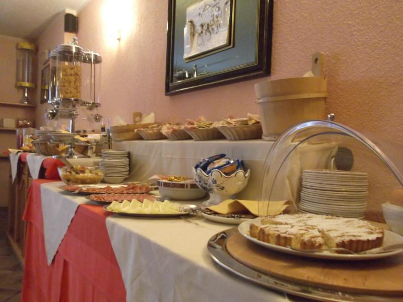 Hotel Adele - image 2