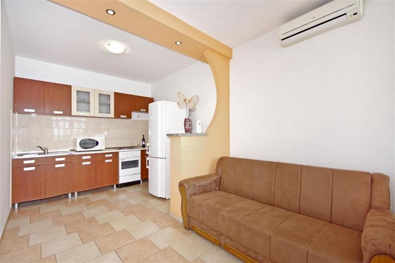 One-Bedroom Apartment with Terrace and Sea View image 2