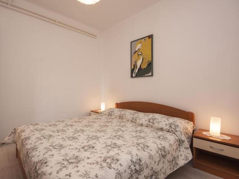 One-Bedroom Apartment with Terrace image 1