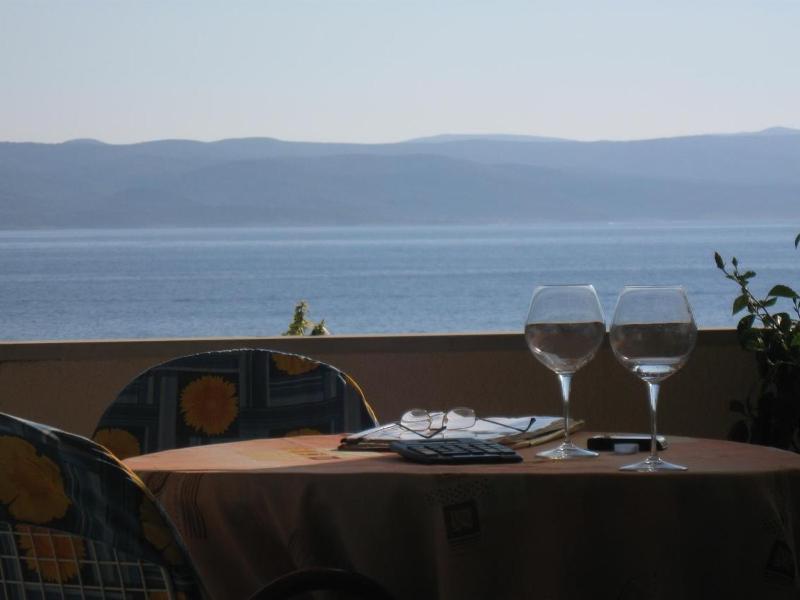 Two-Bedroom Apartment with Terrace and Sea View image 1