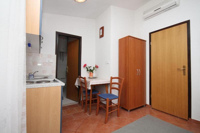 Studio with Terrace and Sea View image 2