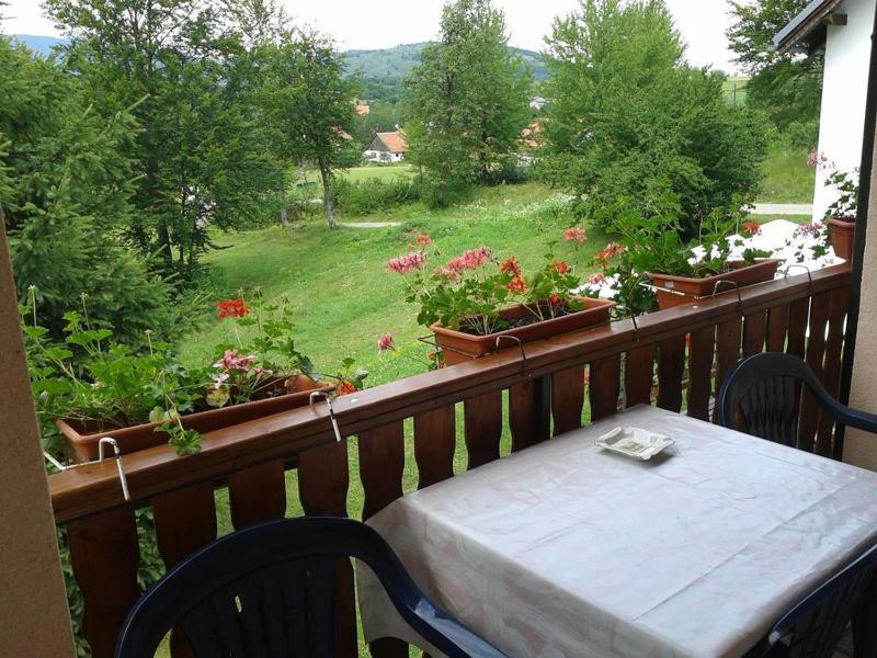 Two-Bedroom Apartment with Balcony image 3