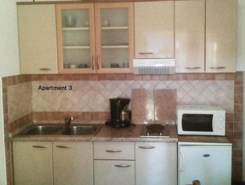 One-Bedroom Apartment with Balcony and Sea View image 2