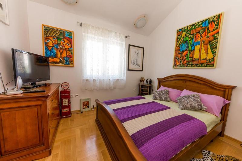 Two-Bedroom Apartment with Terrace and Sea View image 1