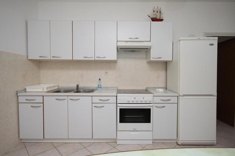 Three-Bedroom Apartment with Terrace image 3