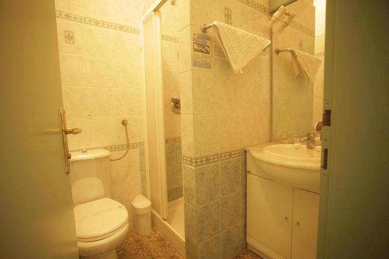 Triple Room image 2