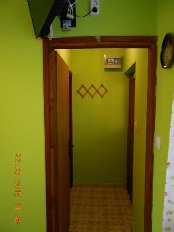 One-Bedroom Apartment with Terrace image 3