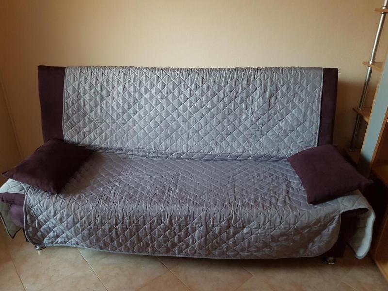 One-Bedroom Apartment image 2