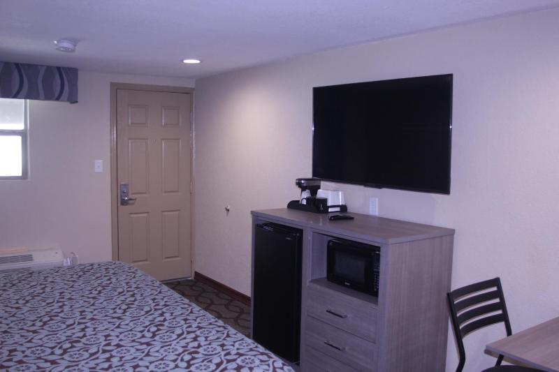 Americas Best Value Inn Port Aransas - image 28