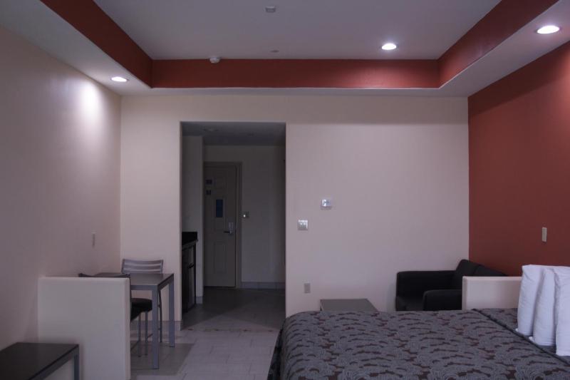 Americas Best Value Inn Port Aransas - image 27