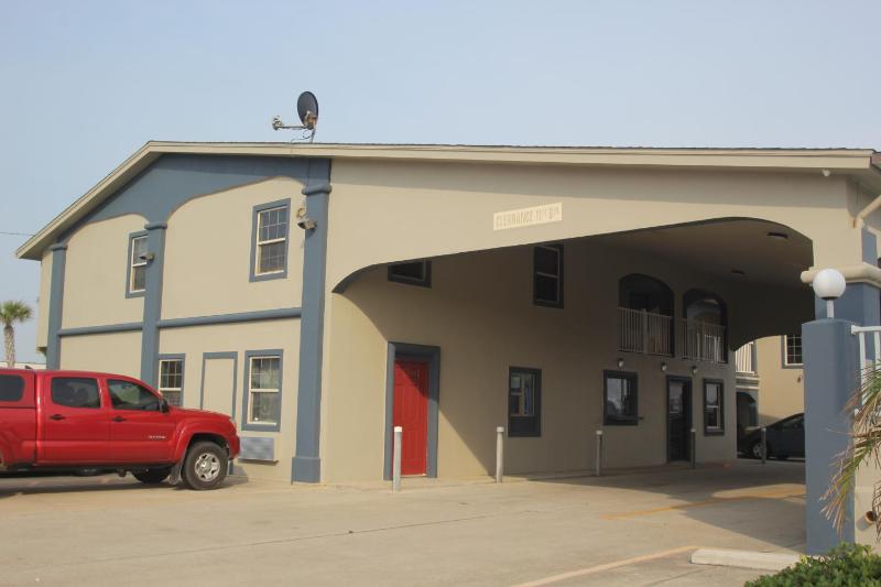 Americas Best Value Inn Port Aransas - image 25
