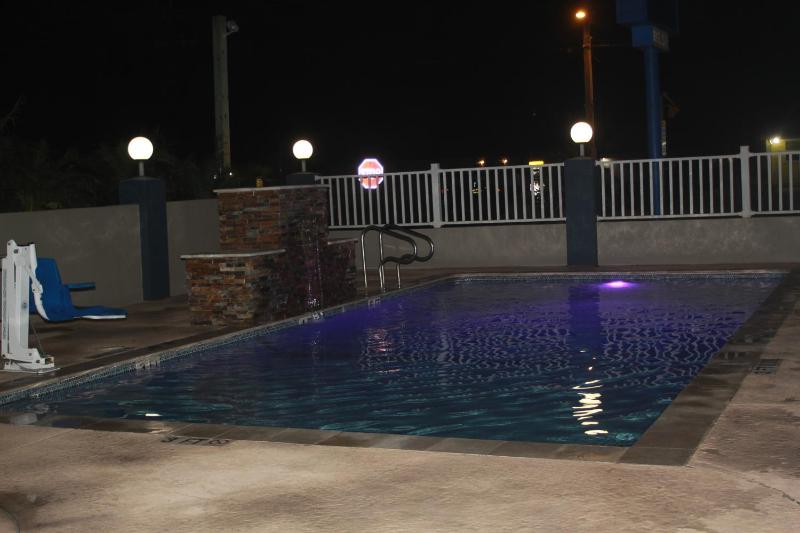 Americas Best Value Inn Port Aransas - image 18