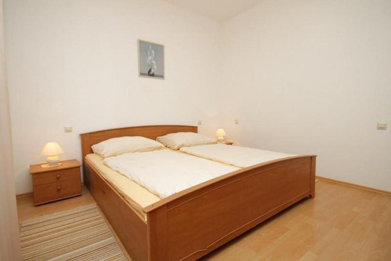 Two-Bedroom Apartment with Terrace image 2