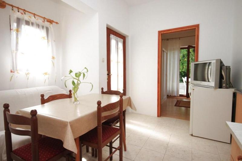 Two-Bedroom Apartment with Terrace image 2