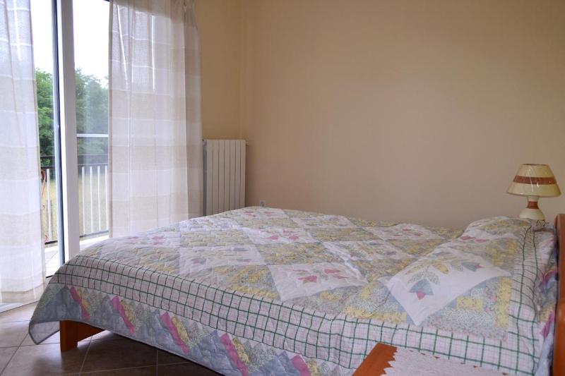 One-Bedroom Apartment with Terrace image 2