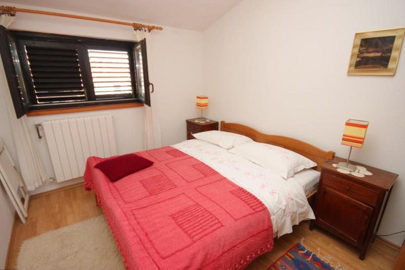 Two-Bedroom Apartment with Terrace image 2
