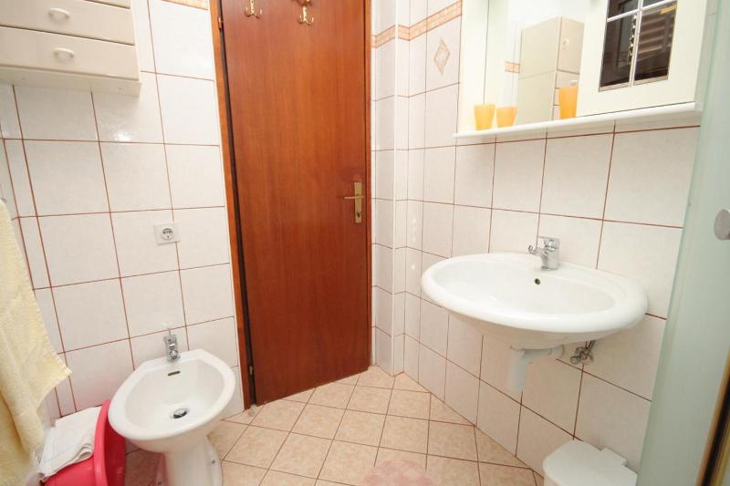 One-Bedroom Apartment with Terrace image 3