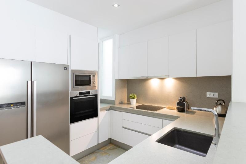 Standard Double Room (4 Adults + 2 Child) image 3