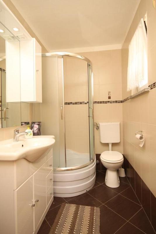 One-Bedroom Apartment with Balcony and Sea View image 1