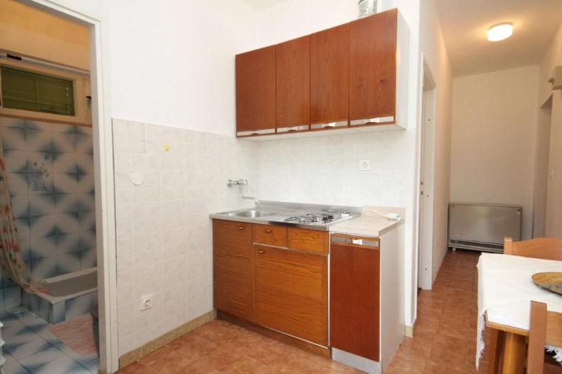 One-Bedroom Apartment with Terrace and Sea View image 1