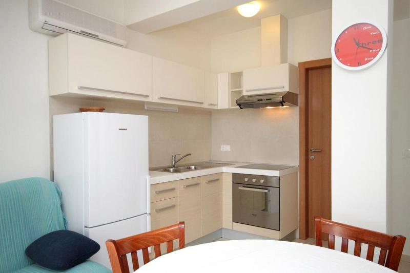 Two-Bedroom Apartment with Terrace and Sea View image 2