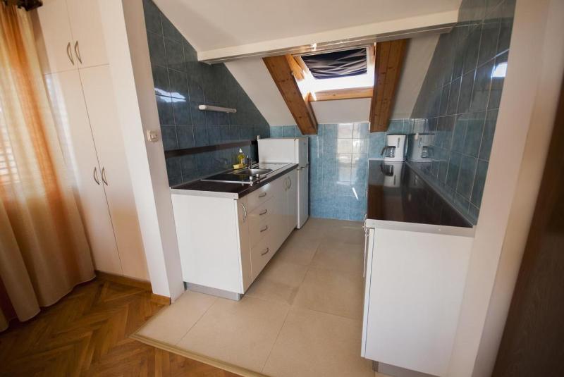 One-Bedroom Apartment with Terrace and Sea View image 2