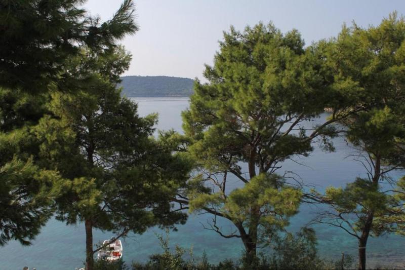 Two-Bedroom Apartment with Terrace and Sea View image 3