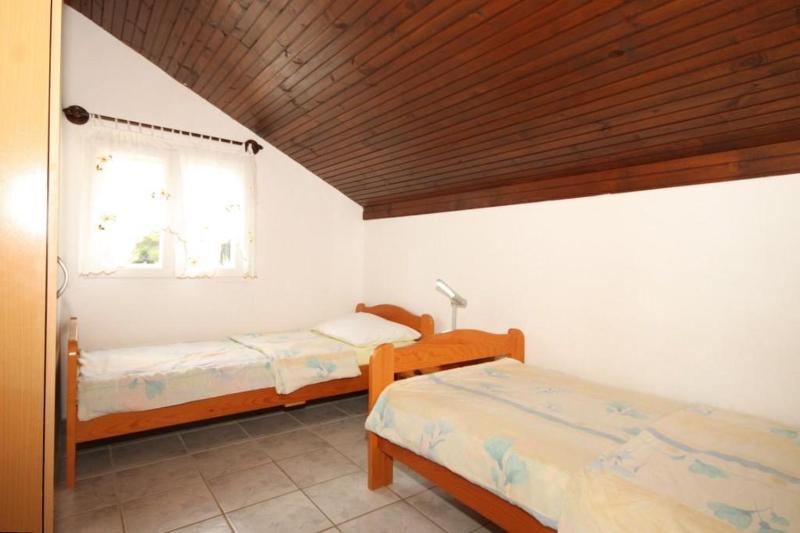 Two-Bedroom Apartment with Terrace and Sea View image 3