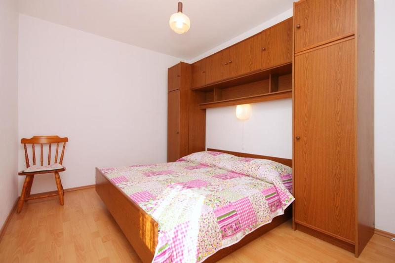 Two-Bedroom Apartment with Terrace and Sea View image 3