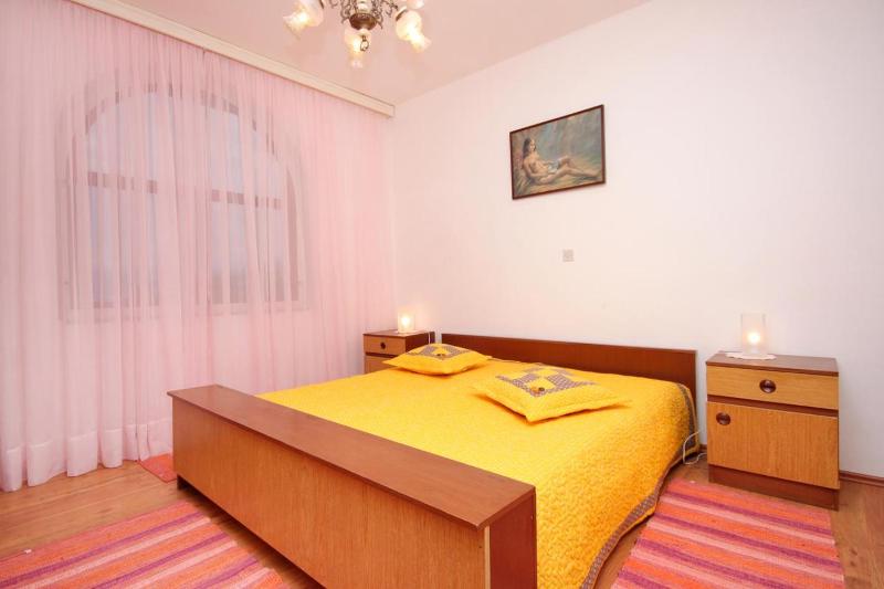 Two-Bedroom Apartment with Terrace and Sea View image 2