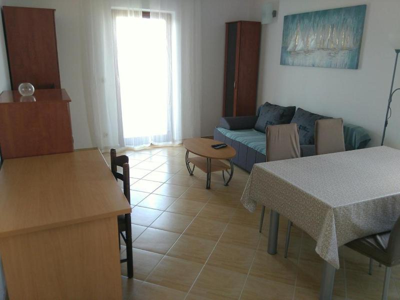 One-Bedroom Apartment with Terrace and Sea View image 2
