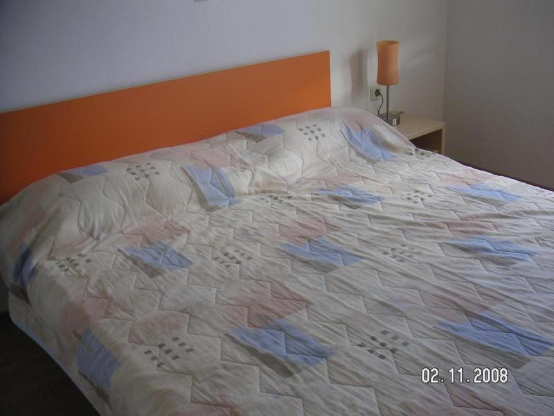 Two-Bedroom Apartment with Terrace and Sea View image 1