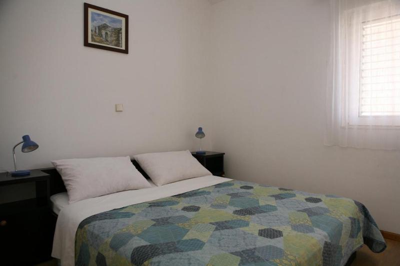 One-Bedroom Apartment with Balcony and Sea View image 3