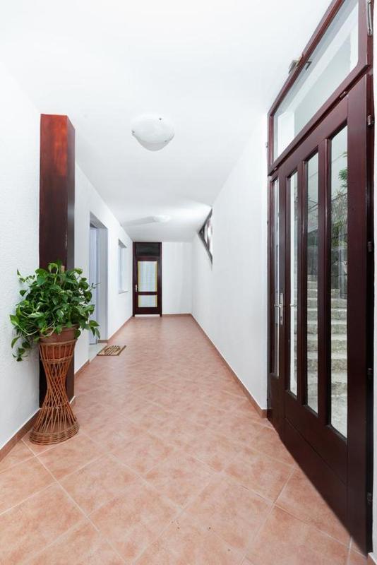Apartment with Terrace image 2