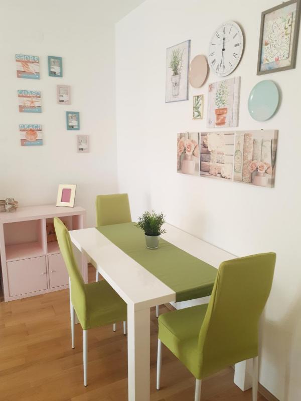 One-Bedroom Apartment with Terrace image 1