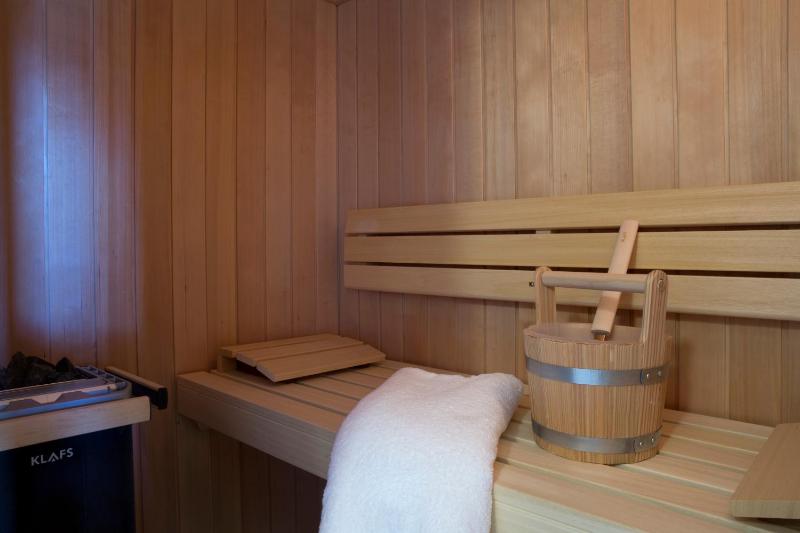 Avra Private Suites - image 48
