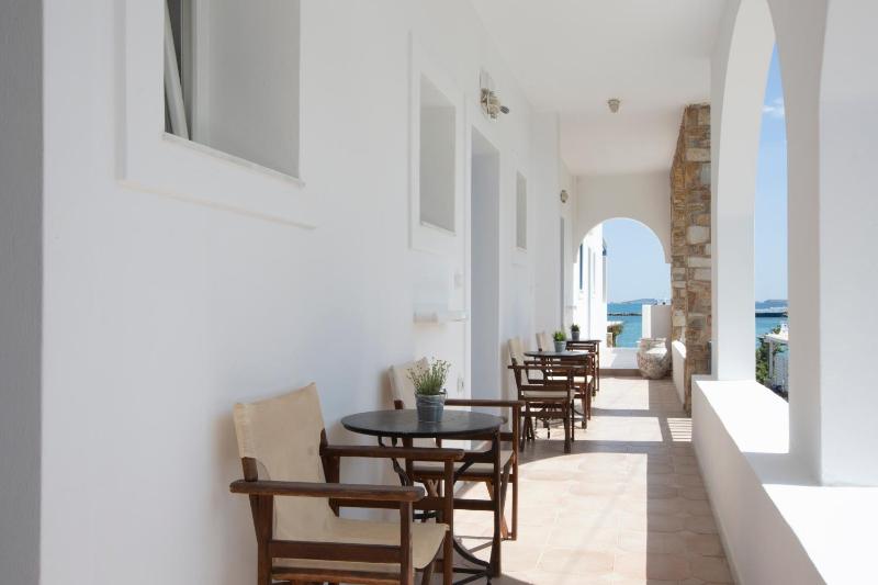 Double Room with Street View image 4
