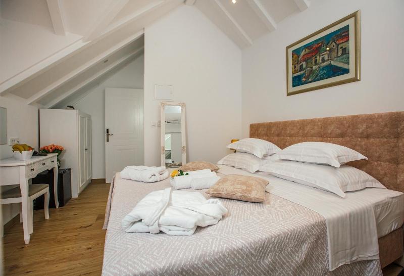 Heritage Hotel Dea Hvar - image 32