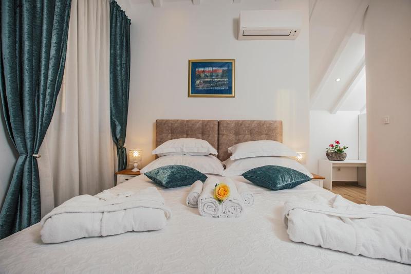 Heritage Hotel Dea Hvar - image 23