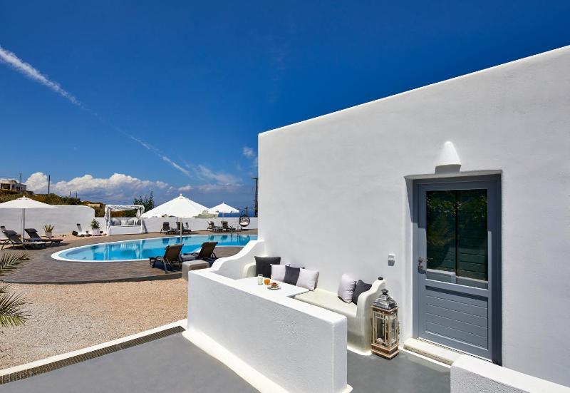 Honeymoon Suite image 4